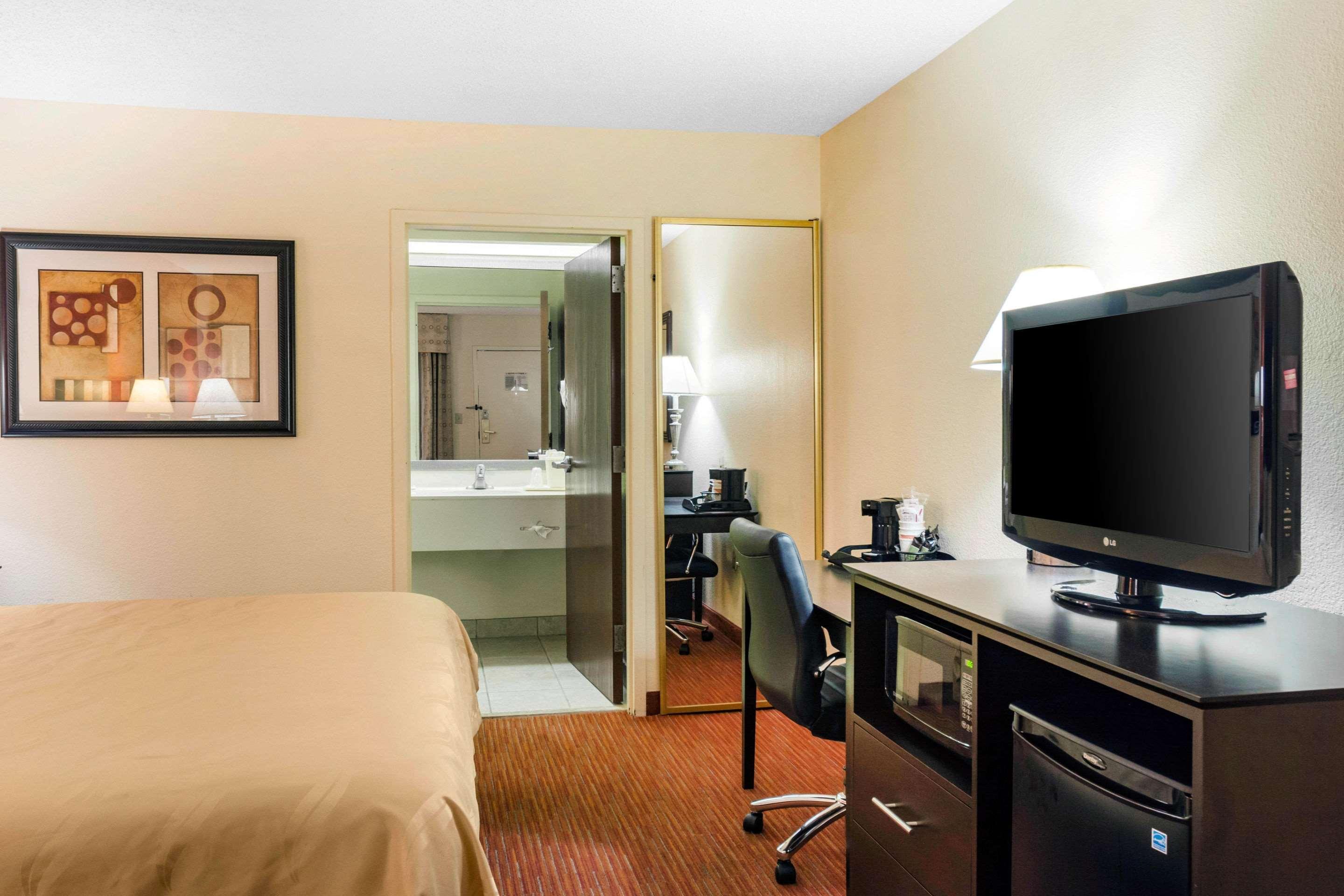 Quality Inn Albany Exterior photo